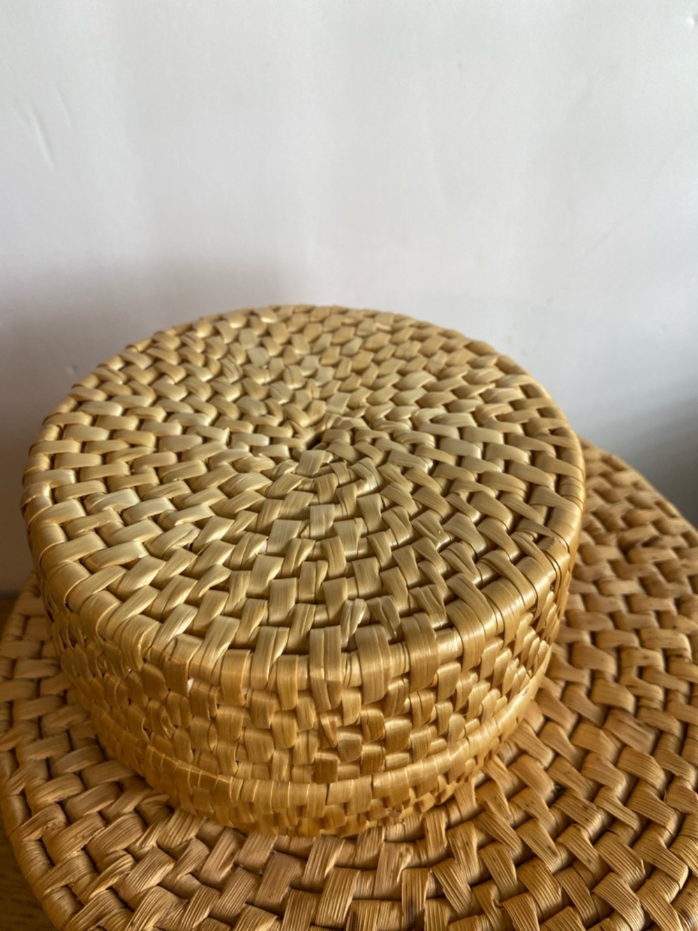 Vintage Wicker Basket Trivet Set Lidded Box Boho Decor - Picture 5 of 15